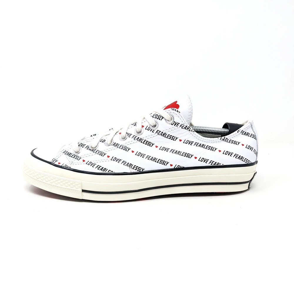 Converse Sneakers Mens 10 Love Fearlessly Low Top Lace Up Black White Skater